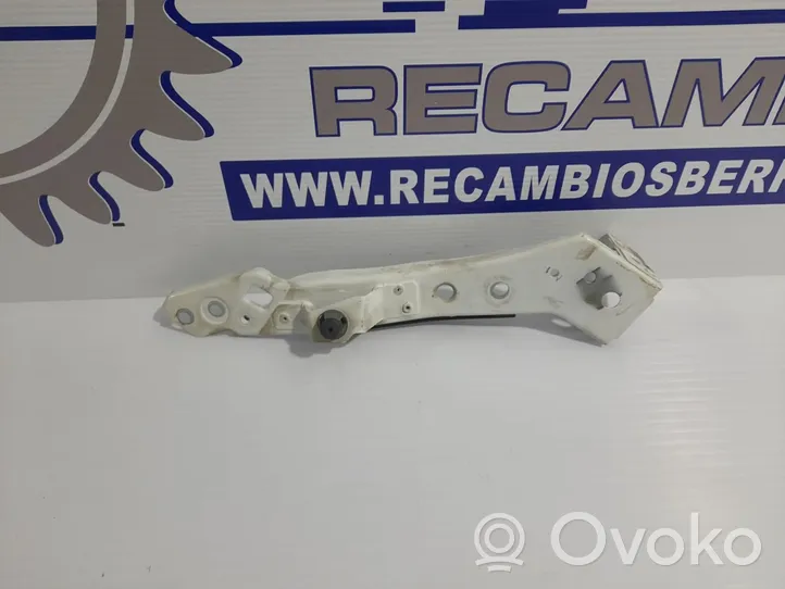 Renault Megane III Support phare frontale 651306C