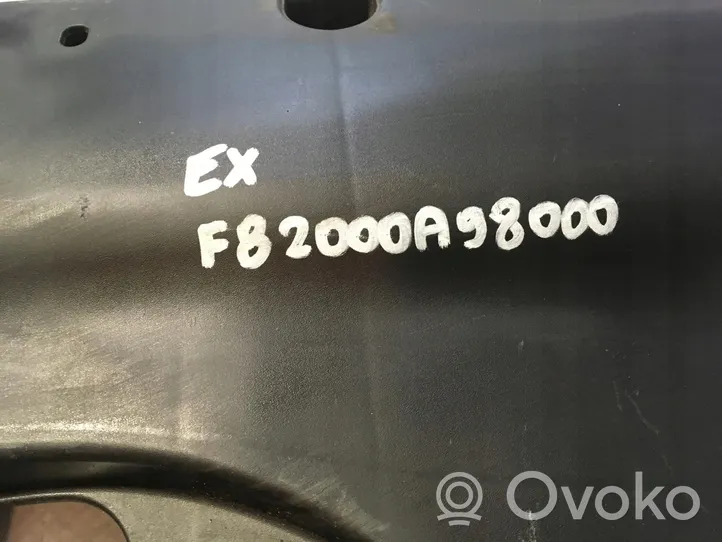 Infiniti QX50 (J55) Rivestimento della modanatura della chiusura del vano motore/cofano F82000A98000