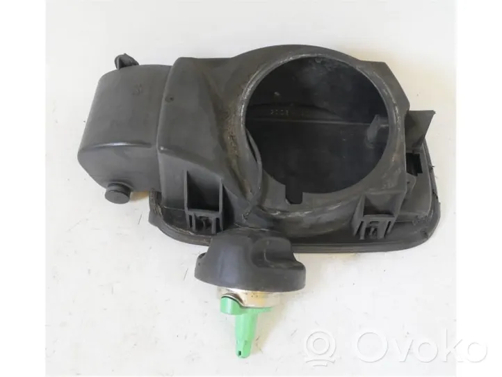 BMW X3 E83 Tappo del serbatoio del carburante 3401815