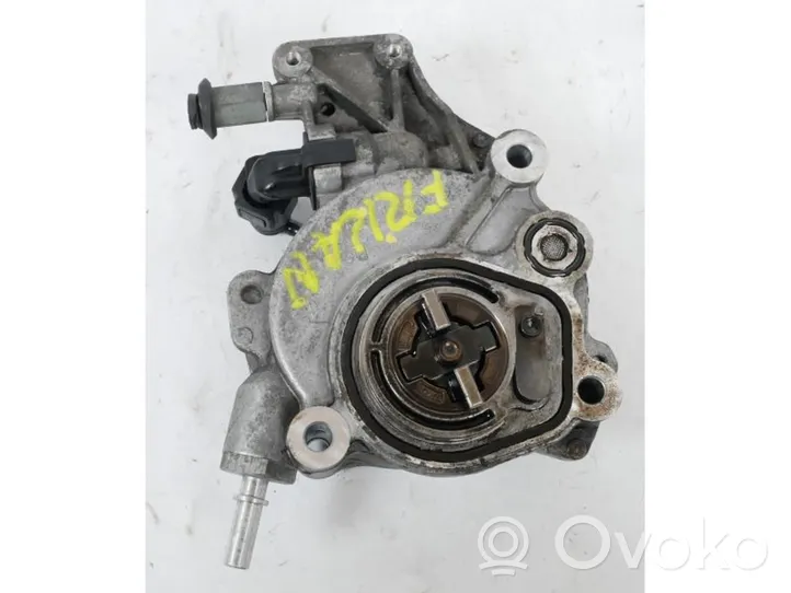 Land Rover Freelander 2 - LR2 Alipainepumppu D171B1A