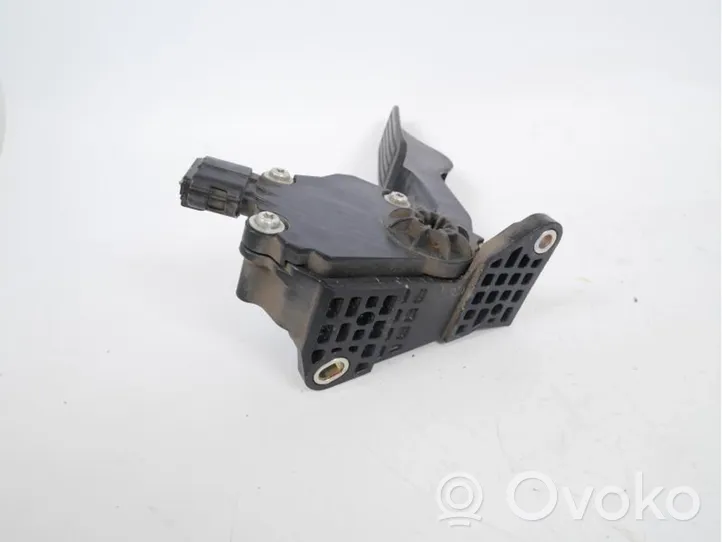 Toyota iQ Gaspedal 7811074010