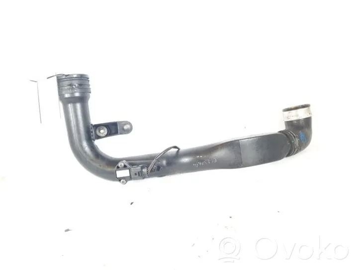 Audi A4 S4 B7 8E 8H Tubo flessibile di aspirazione del compressore ad aria dello pneumatico 3B0145762C