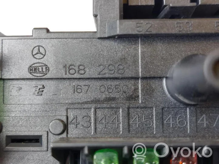 Mercedes-Benz E AMG W212 Module de fusibles 168298