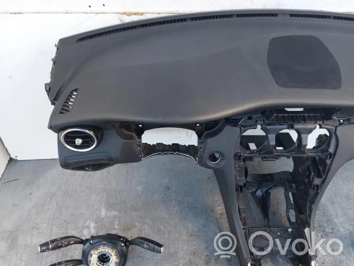 Mercedes-Benz C AMG W205 Juego de airbag con panel A2059001418