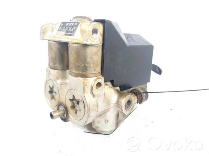 Mercedes-Benz E W124 Pompe ABS 0265200043