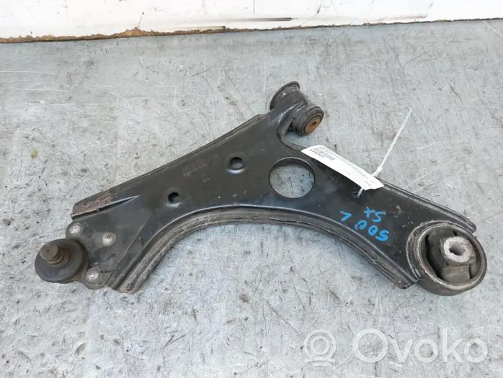 Fiat 500L Triangle bras de suspension inférieur avant 51809466