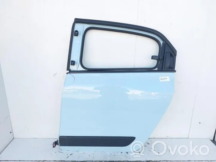 Renault Twingo III Drzwi tylne 821010468R