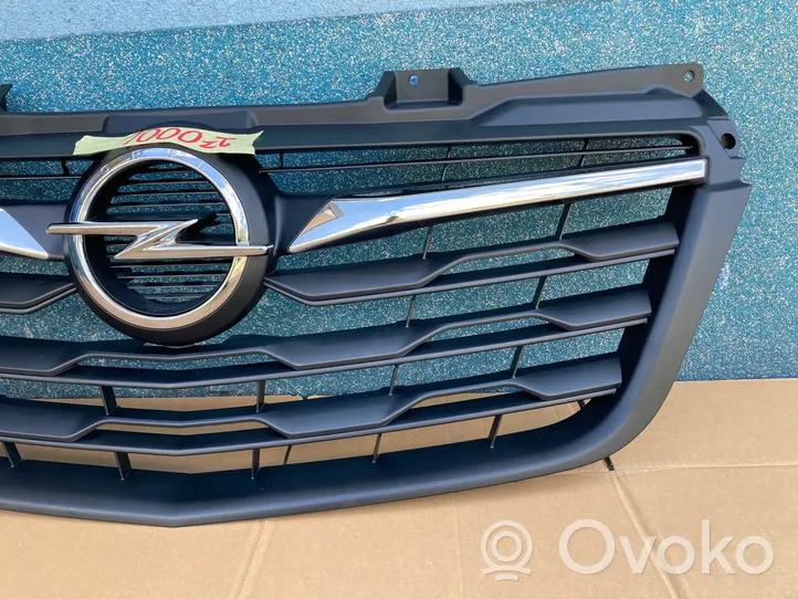 Opel Movano B Grille calandre supérieure de pare-chocs avant 623101602R