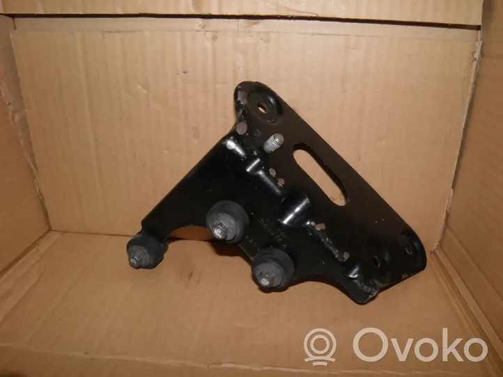 Volkswagen Transporter - Caravelle T5 ABS pump bracket 7H0614711A