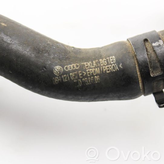 BTN2549 Audi A4 S4 B8 8K Tuyau de liquide de refroidissement moteur