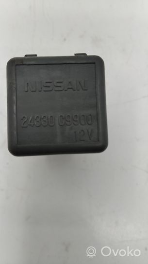 Nissan X-Trail T32 Relais de commutateur feux de détresse 24330C9900
