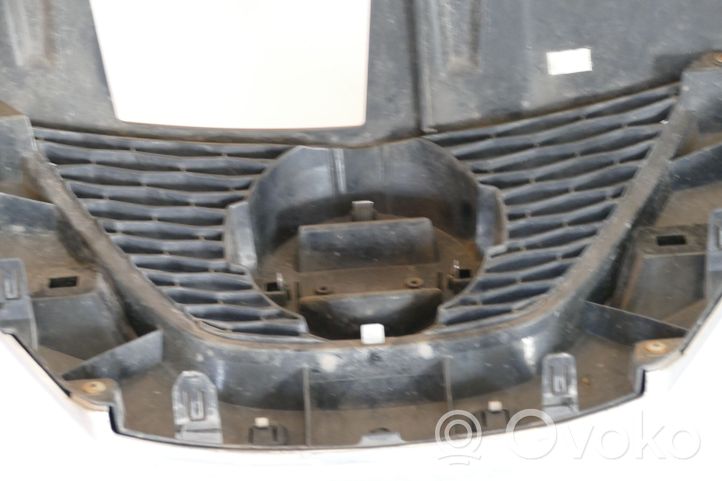 Nissan X-Trail T32 Front grill 623105HA0A