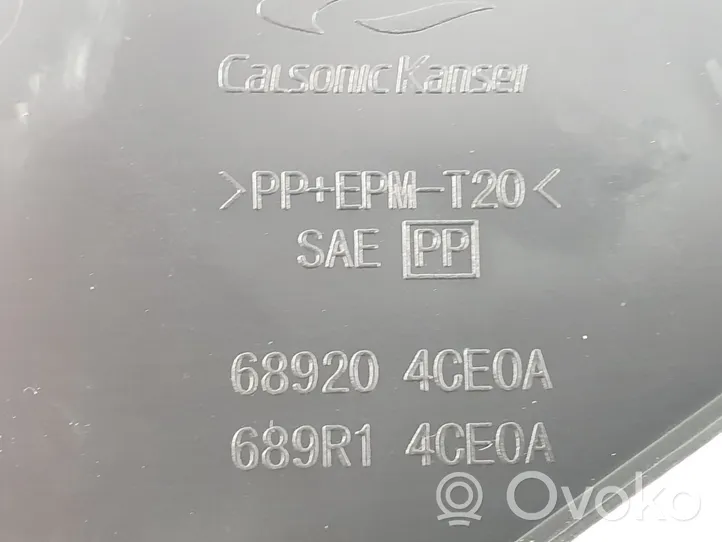 Nissan X-Trail T32 Ramka schowka deski rozdzielczej 689204CE0A