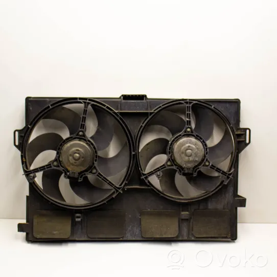 Jaguar XK8 - XKR Radiator cooling fan shroud XR847278