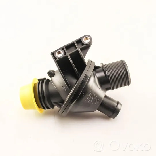 BMW 3 F30 F35 F31 Alloggiamento termostato 6601544