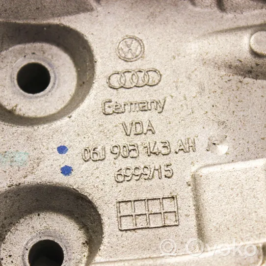Audi A4 S4 B8 8K Halterung Ölfilter / Ölkühler 06J903143AH