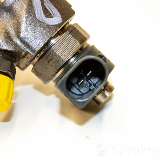 Audi Q3 8U Fuel injector 04L130277AC