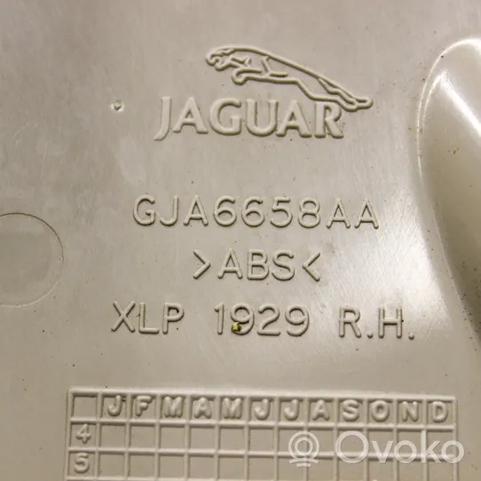 Jaguar XK8 - XKR Kojelaudan sivupäätyverhoilu GJA6658AA