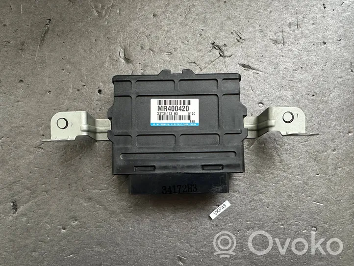 Mitsubishi Pajero ABS valdymo blokas MR400420