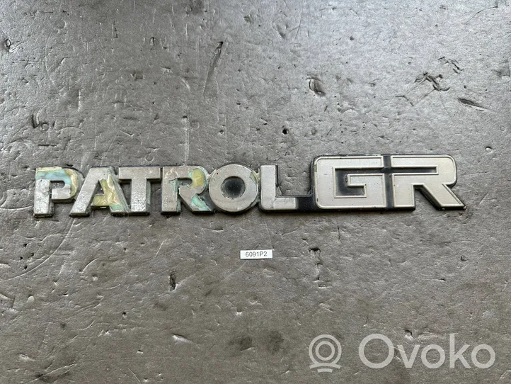 Nissan Patrol Y60 Letras de escudo/modelo de la puerta de carga 