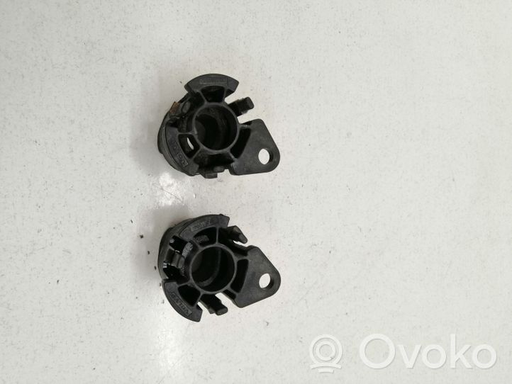 Volvo S40 Staffa del pannello di supporto del radiatore 30639749