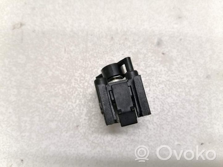 BMW 5 E39 Oil pressure sensor 1714254