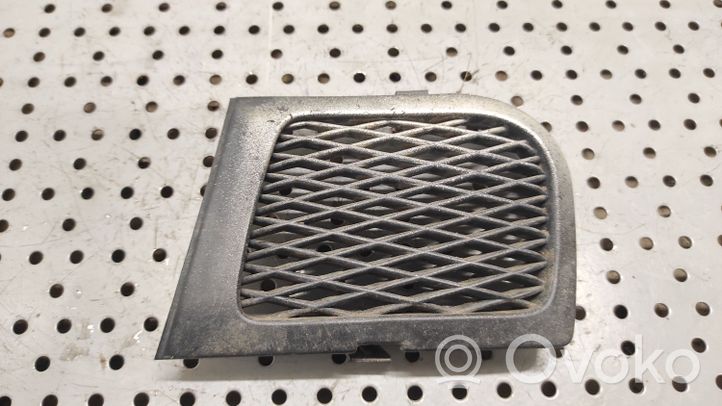 Subaru Legacy Grille de calandre avant 