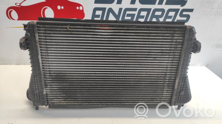 Volkswagen Golf V Starpdzesētāja radiators 1KO145803