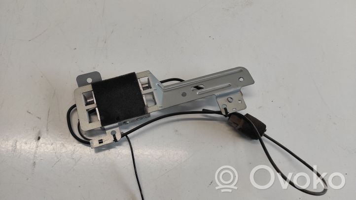 Subaru Legacy Amplificateur d'antenne EF10851