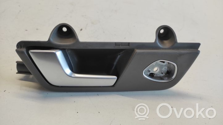 Audi A4 S4 B6 8E 8H Rivestimento della maniglia interna per portiera posteriore 8E0839019