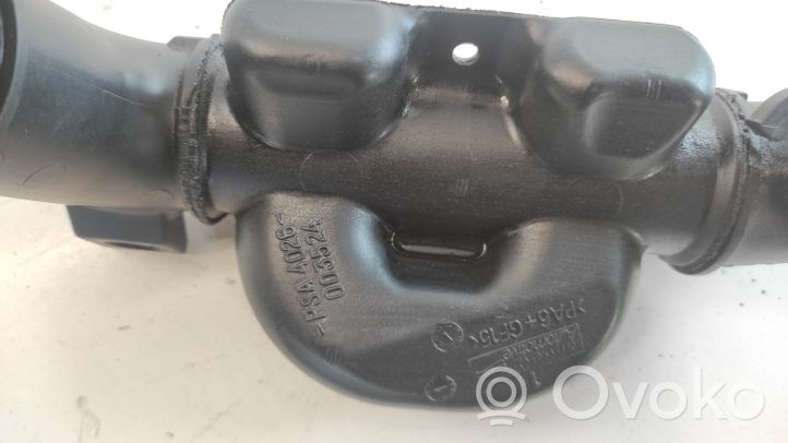 Ford Focus C-MAX Tube d'admission de tuyau de refroidisseur intermédiaire 9649475780