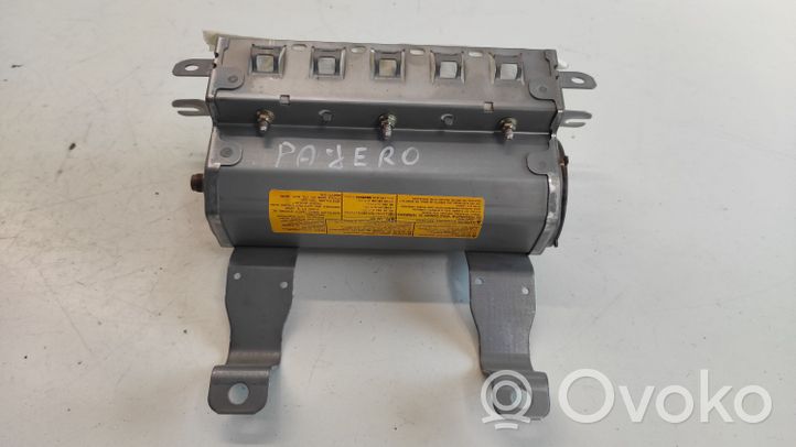 Mitsubishi Pajero Passenger airbag MR402459