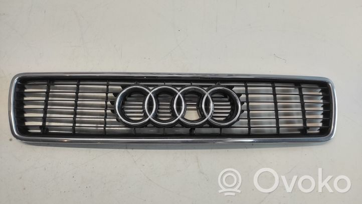 Audi 80 90 S2 B4 Maskownica / Grill / Atrapa górna chłodnicy 8G085361C