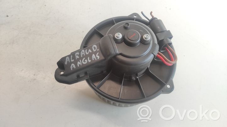 Audi A6 Allroad C5 Ventola riscaldamento/ventilatore abitacolo 013011203