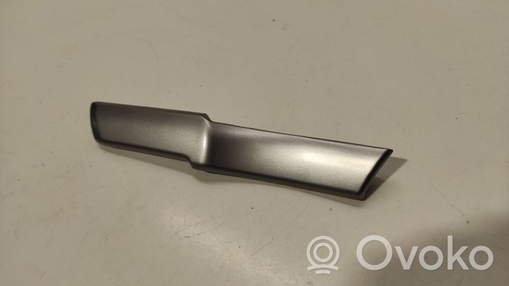 Subaru Legacy Rivestimento del pannello 66078AG450