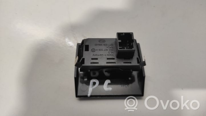 Volkswagen Phaeton Sun solar sensor 3D0907539A