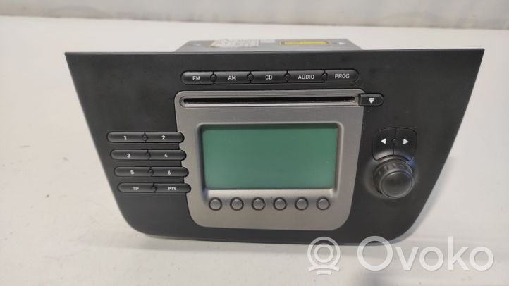 Seat Toledo III (5P) Panel / Radioodtwarzacz CD/DVD/GPS 7643235366