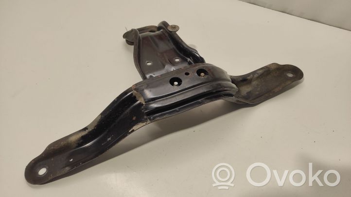 Subaru Outback Support de boîte de vitesses 