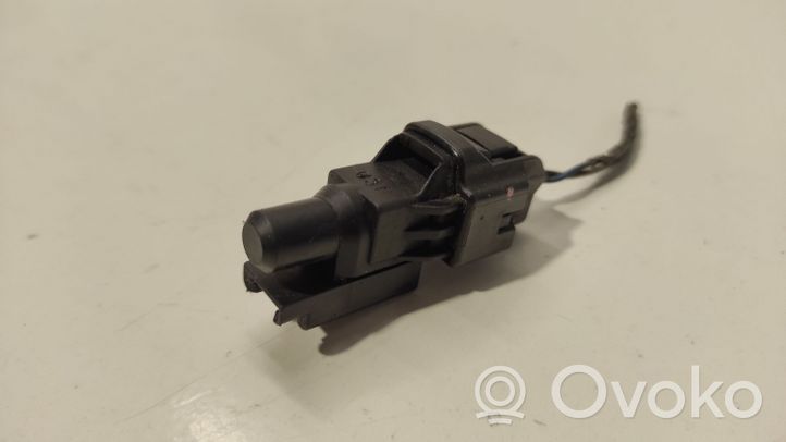 Subaru Outback Czujnik temperatury zewnętrznej 0775005191