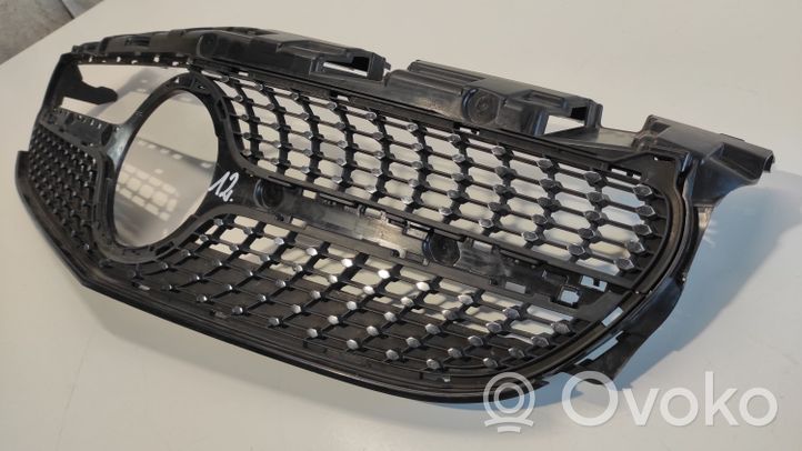 Mercedes-Benz SLK R172 Grille calandre supérieure de pare-chocs avant A1728881060