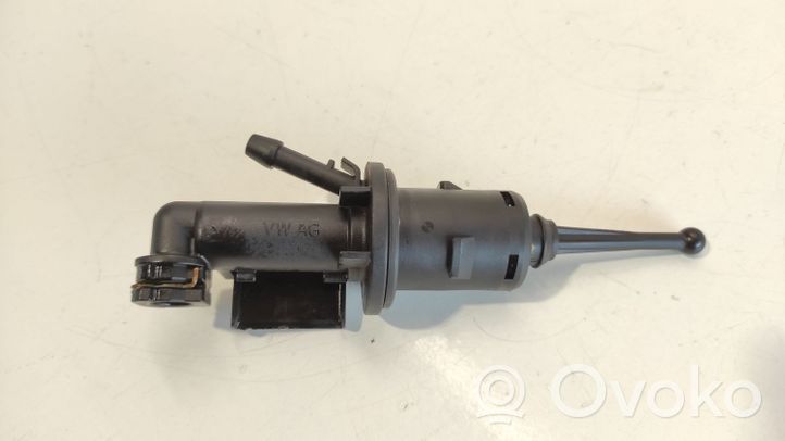 Volkswagen Touran I Clutch master cylinder 1K0721388E