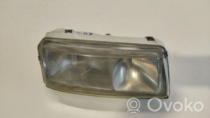 Volkswagen PASSAT B4 Lampa przednia 14197000