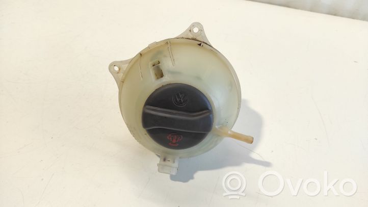 Volkswagen PASSAT B4 Vase d'expansion / réservoir de liquide de refroidissement 1H0121407