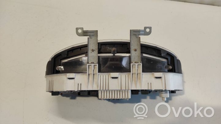 Mazda MX-3 Speedometer (instrument cluster) EB57A