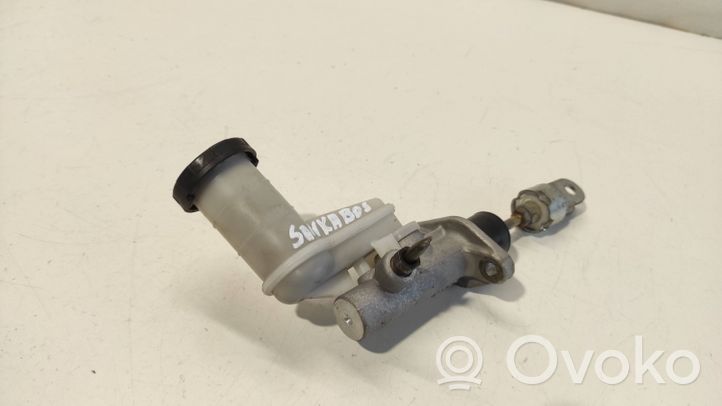 Mitsubishi Pajero Główny cylinder sprzęgła 