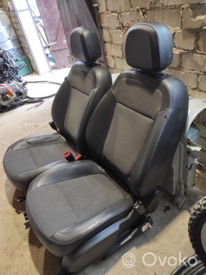 Opel Astra J Seat set 