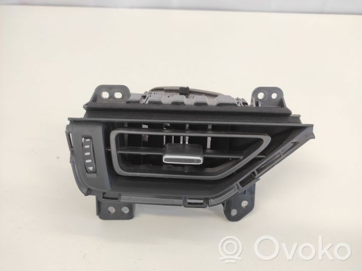 Toyota RAV 4 (XA50) Moldura protectora de la rejilla de ventilación lateral del panel 5566042090