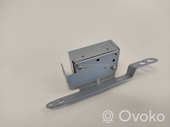 Toyota RAV 4 (XA50) Module unité de contrôle d'antenne 8668142050