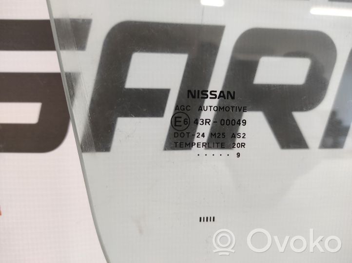Nissan Qashqai Szyba drzwi przednich 43R00049