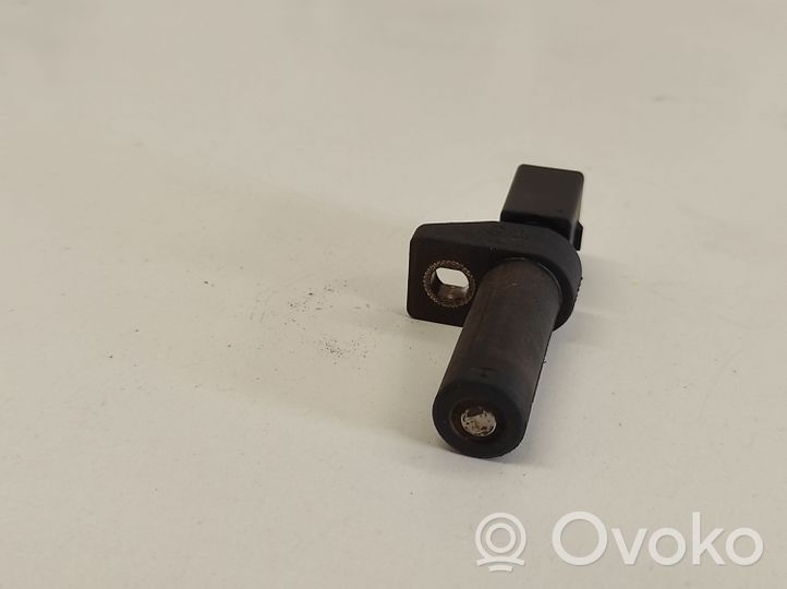 Mercedes-Benz Vito Viano W639 Sensor de posición del cigüeñal 0031532828